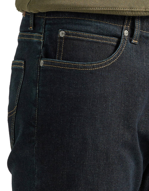 Load image into Gallery viewer, Men’S and Big Men’S Extreme Motion Straight Fit Tapered Leg Jeans
