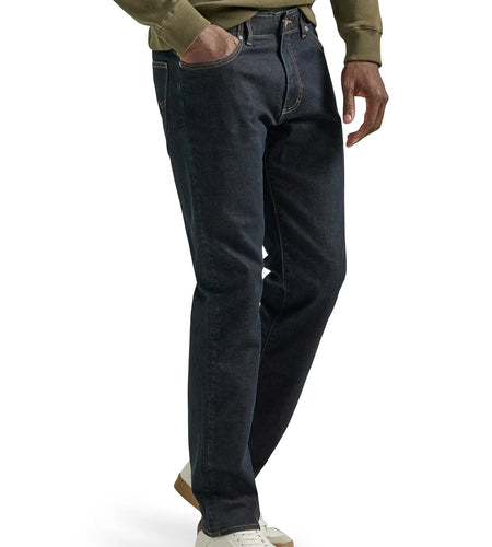 Men’S and Big Men’S Extreme Motion Straight Fit Tapered Leg Jeans